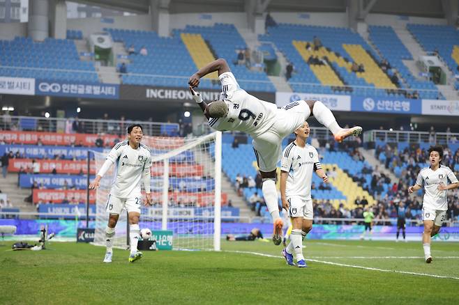 인천축구전용경기장/ K리그1/ 인천유나이티드 vs 울산HDFC/ 울산 말컹 득점/ 골 세레머니/ photo by Jaehoon Jung