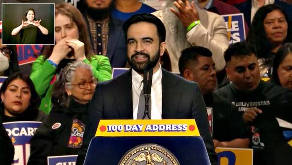 ▲조란 맘다니 뉴욕시장이 지난 12일 취임 100일차 연설을 하고 있다. 미국 뉴욕시 유튜브 갈무리