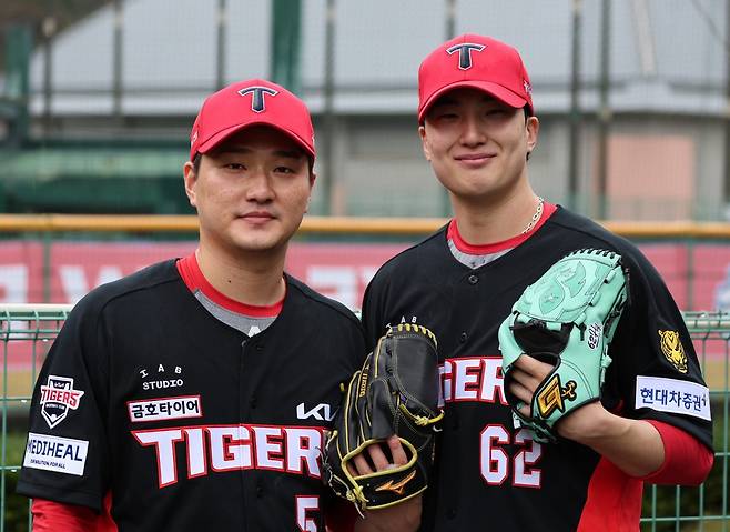 KIA 전상현(왼쪽)과 정해영은 각각 부상과 부진으로 11일 1군 엔트리서 제외됐다. 사진제공|KIA 타이거즈