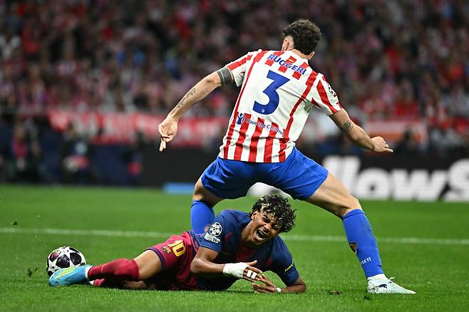 야말(아래) AFP<저작권자(c) 연합뉴스, 무단 전재-재배포, AI 학습 및 활용 금지>