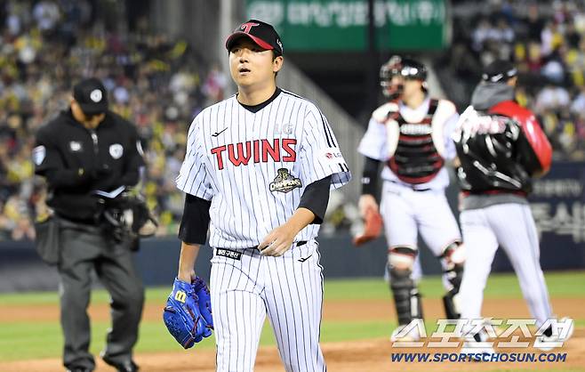 1일 잠실구장에서 열린 LG와 KIA의 경기. LG 송승기가 마운드에서 내려오고 있다. 잠실=박재만 기자 pjm@sportschosun.com/2026.04.01/