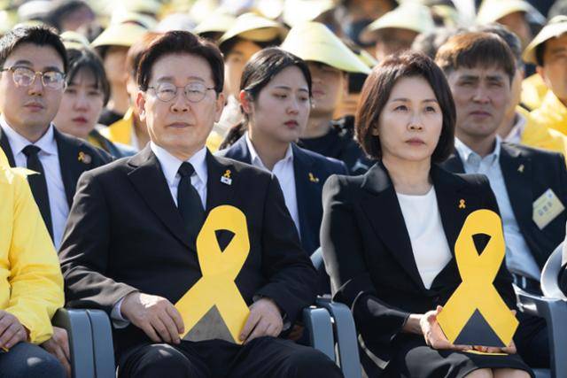 이재명 대통령이 16일 경기 안산시 단원구 화랑유원지에서 열린 세월호 참사 12주기 기억식에 참석해 있다. 왕태석 선임기자