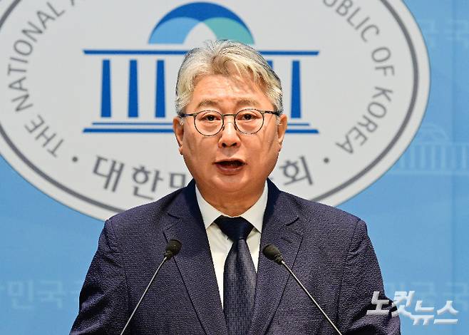 윤창원 기자