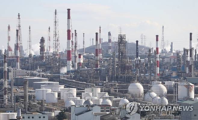 울산 남구에 있는 울산 석유화학단지 전경. 연합뉴스