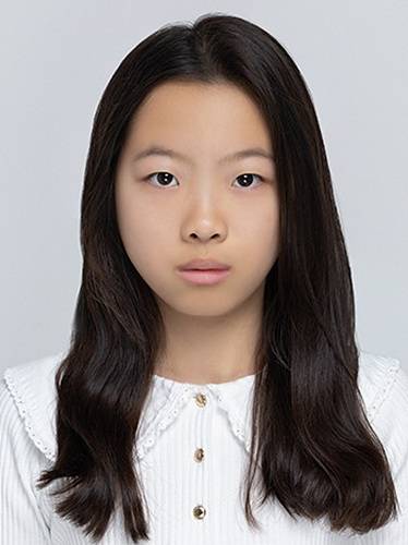 ▲ '2026년 제38회 대구광역시 청소년대상' 에서 대상을 수상한 동중학교 2학년 김나경 학생. 대구시 제공.
