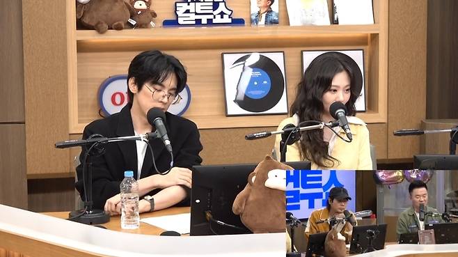 SBS 파워FM 두시탈출 컬투쇼 보이는 라디오 방송 화면 캡처
