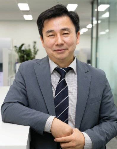 18년 차 화장품 전문 애널리스트인 박종대 메리츠증권 연구위원. 조영철 기자