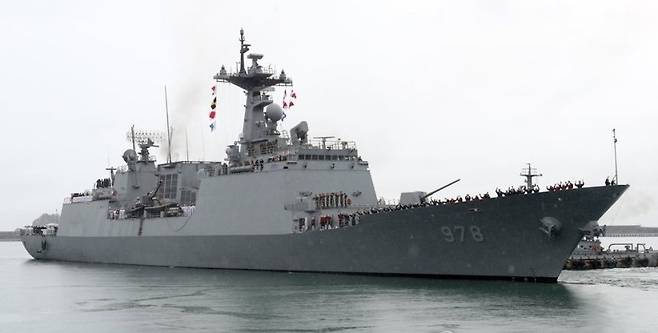 해군은 청해부대 48진으로 ‘왕건함’(DDH-Ⅱ·4400t급)을 보내 47진 ‘대조영함’과 임무를 교대할 예정이다. 사진 제공=해군