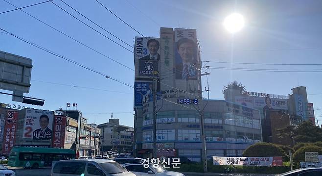 5월 4일 방문한 경기 평택을 지역구. 안중오거리에 조국 조국혁신당 후보, 김재연 진보당 후보 등의 선거사무실이 몰려 있다. 정용인 기자
