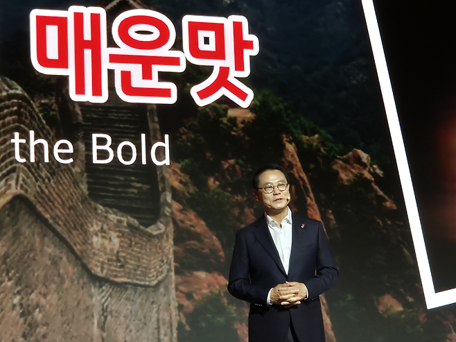 조용철 농심 대표이사가 13일 오전 서울 중구 롯데호텔 서울에서 열린 기자간담회에서 발언하고 있다. 이예솔 기자