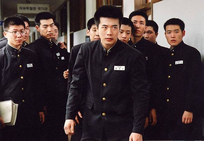 영화 ‘말죽거리 잔혹사’의 주인공 현수(권상우 분) 모습. 네이버 제공