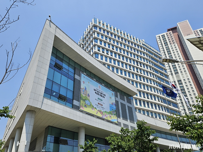 6·3 지방선거 인천시장 후보자 등록이 진행된 인천 미추홀구 정부인천지방합동청사 전경. 이은서 기자