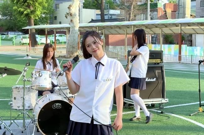 알비더블유(RBW), WM엔터테인먼트 제공