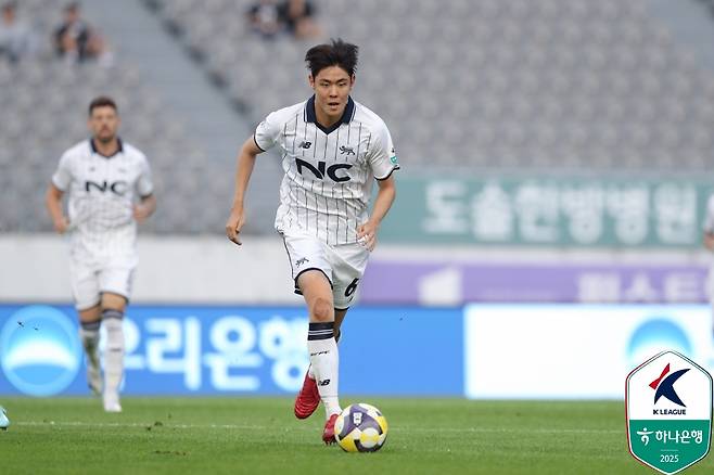 백지웅의 경기 모습. /사진=한국프로축구연맹 제공