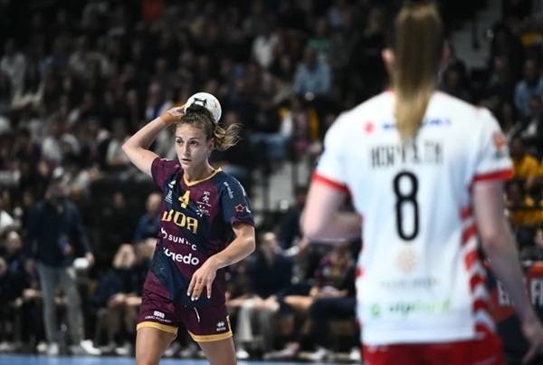 사진 2025/26 EHF(유럽핸드볼연맹) 여자 핸드볼 유러피언리그 디종과 에스테르곰 경기 모습, 사진 출처=유럽핸드볼연맹