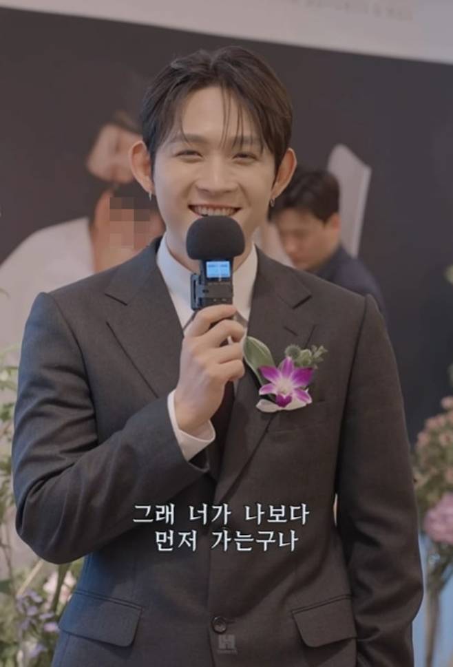 최준희의 친오빠이자 배우 고(故) 최진실의 아들이 동생의 결혼식에 덕담을 건네고 있다. / 사진=최준희 SNS