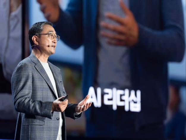 함기호 AWS코리아 대표가 20일 'AWS 서밋 서울 2026'에서 기조연설을 하고 있다. (사진=AWS)