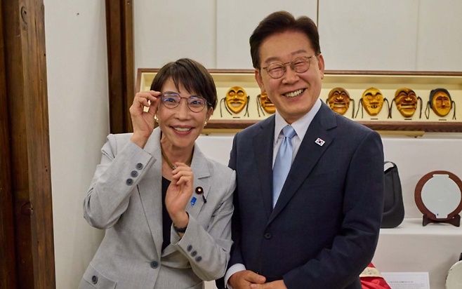 이재명 대통령과 다카이치 사나에 일본 총리 (사진, 청와대)
