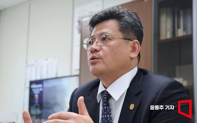 오창한 경찰청 마약조직범죄수사과장(총경)이 아시아경제와 인터뷰를 하고 있다. 윤동주 기자