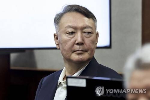 법정에 출석한 윤석열 전 대통령. 연합뉴스