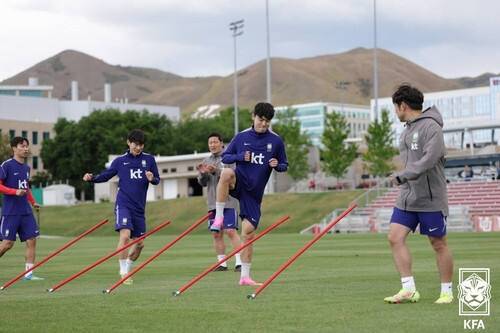 고지대 적응 훈련을 펼치는 축구 대표팀 선수들. 대한축구협회 제공