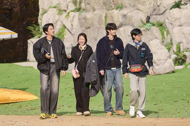 넷플릭스 예능 ‘유재석 캠프’ 제공