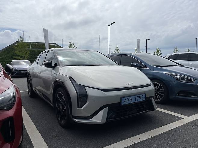 ▲기아 'EV4'. 사진=박지성 기자