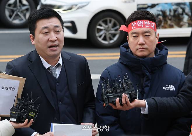 김세의 가로세로연구소 대표(오른쪽). 정지윤 선임기자