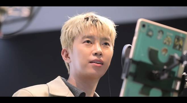 /사진=임영웅 유튜브 채널 '세계 1위 채널에 임영웅이 떴다! MrBeast 채널 한국어 더빙 체험 vlog' 화면 캡쳐