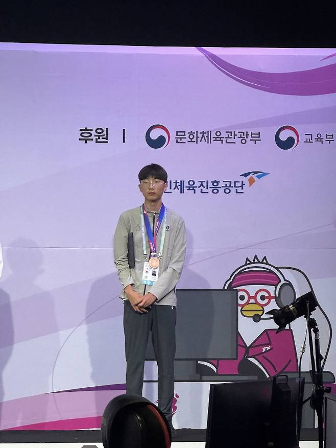 충주 진무율 학생 입상 사진.(사진=충주시청소년수련원 제공)