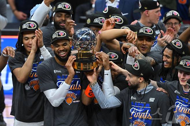 NBA 뉴욕 닉스가 1999년 이후 27년 만에 파이널 무대를 밟았다. ⓒ AFP=뉴스1