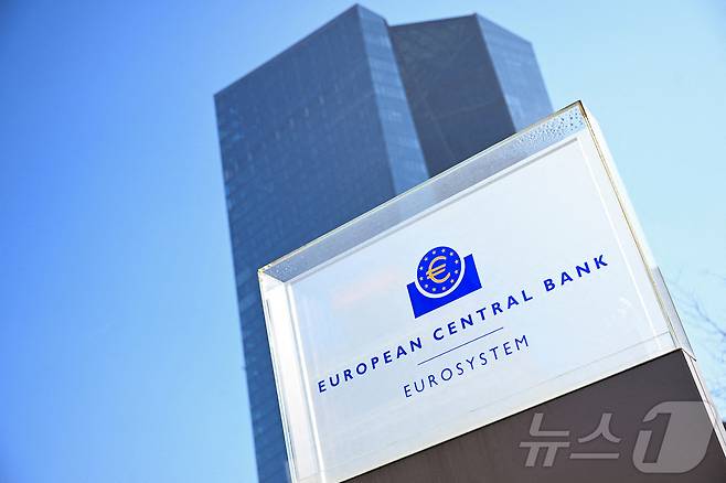 독일 프랑크푸르트 소재 유럽중앙은행(ECB) 본부 건물. 2025.3.6 ⓒ 로이터=뉴스1