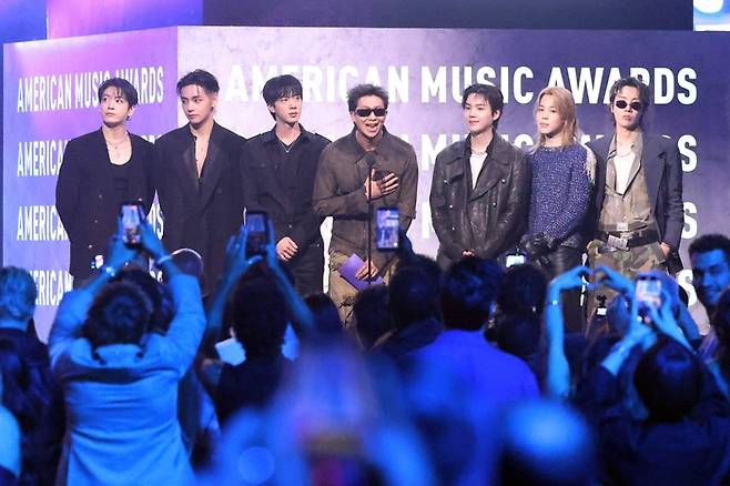 ‘아메리칸 뮤직 어워즈’ 방탄소년단. 사진ㅣ연합외신