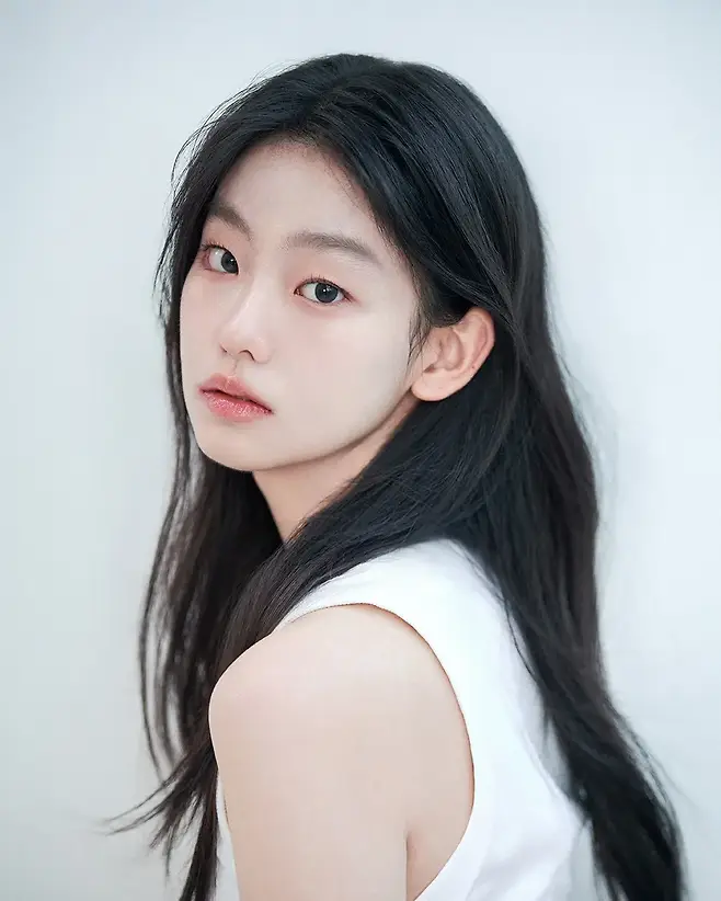 서수민이 SBS 새 금토 드라마 '김부장'으로 첫 드라마에 도전한다./사진제공=와이원엔터테인먼트