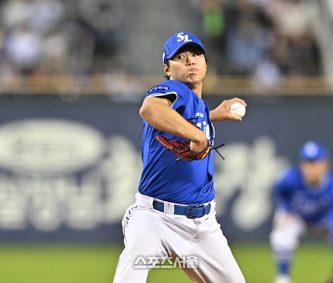 삼성 투수 배찬승이 29일 서울 잠실구장에서 열린 2026 KBO리그 두산전 7회 역투하고 있다. 잠실 | 최승섭기자 thunder@sportsseoul.com