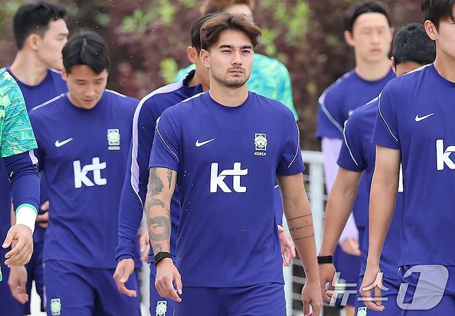 대한민국 축구대표팀 옌스 카스트로프가 29일(현지시간) 미국 유타주 헤리먼에 위치한 자이언스뱅크 트레이닝센터에서 훈련에 나서고 있다. 2026.5.30 ⓒ 뉴스1 임세영 기자