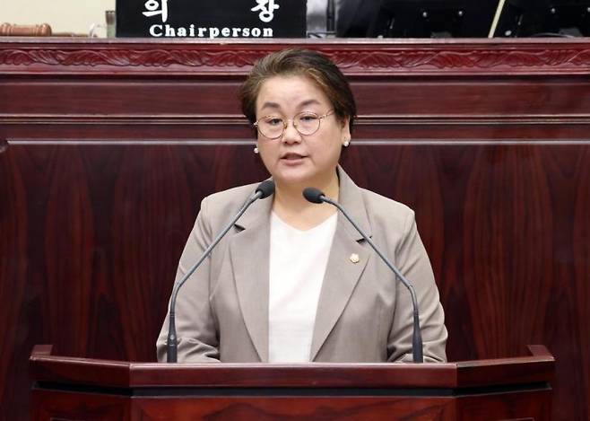 오희령 전 광명시의원은 2023년 10월 광명시의회 임시회 본회의에서 “제가 의도치 않았지만, 선거 과정에서 놓친 부분이 있었다. 그로 인해서 어떤 결과가 나오든지 받아들이겠다”라고 말했다. (출처: 광명시의회)