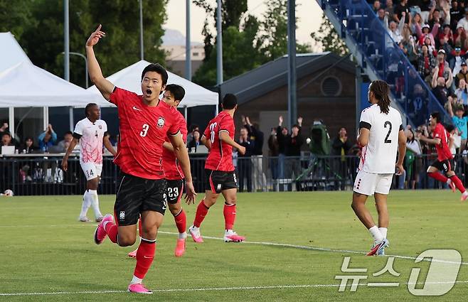 대한민국 축구대표팀 조규성이 30일(현지시간) 미국 유타주 솔트레이크시티 브리검 영 대학교 BYU 사우스필드 경기장에서 2026 국제축구연맹(FIFA) 북중미 월드컵 앞두고 열린 대한민국과 트리니다드 토바고의 평가전에서 골을 넣고 세리머니를 하고 있다. 2026.5.31 ⓒ 뉴스1 임세영 기자