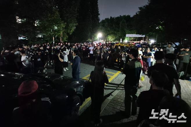 투표 용지 부족 사태를 겪은 송파구 잠실7동 2투표소 현재 상황. 송선교 기자