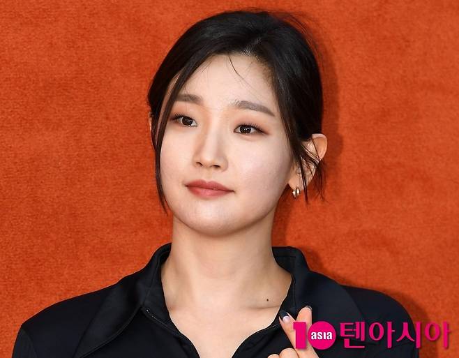 배우 박소담이 포즈를 취하고 있다. / 사진=텐아시아DB