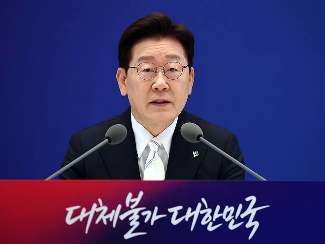 이재명 대통령이 지난 8일 청와대 영빈관에서 열린 취임 1주년 기자회견에서 발언하고 있다. 연합뉴스