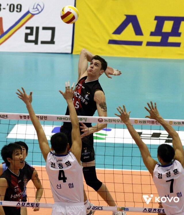 2008-09, 2009-10시즌 현대캐피탈에서 뛴 매튜 앤더슨은 다가올 2026-27시즌에도 여전히 코트로 나온다. 그는 튀르키예리그 페네르바체와 계약했다./한국배구연맹(KOVO) 제공