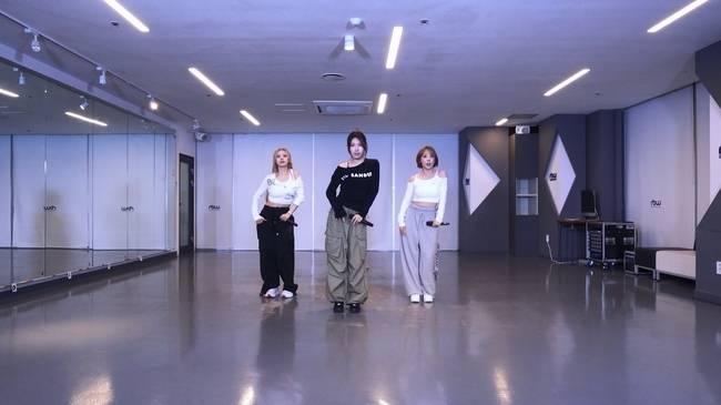 알비더블유(RBW) 제공