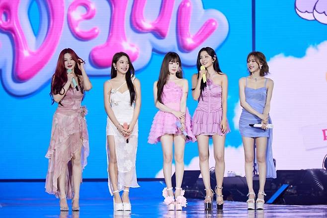 그룹 레드벨벳이 2년 2개월 만에 완전체로 돌아온다. SM엔터테인먼트 제공