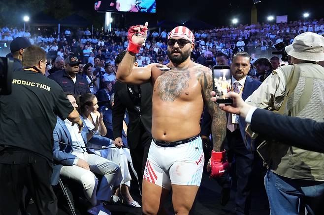 이종격투기(UFC) 선수인 조쉬 호킷이 14일 백악관에서 열린 'UFC 프리덤 250'에 참석해 있는 모습. /AP 연합뉴스