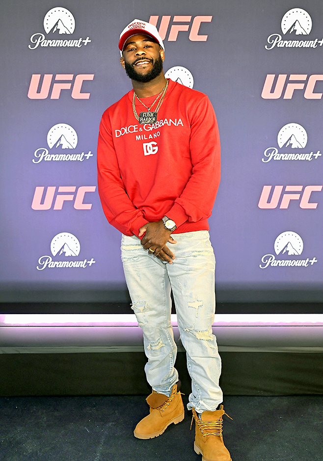 제9대 UFC 밴텀급 챔피언 앨저메인 앤트완 스털링이 2026년 1월 미국 네바다주 라스베이거스 티모바일에서 열린 UFC on Paramount+ 론칭 축하 행사 촬영에 응하고 있다. 사진=Getty Images=연합뉴스 제공