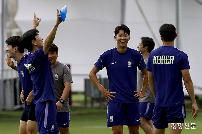 한국 남자 축구대표팀이 18일(한국 시간) 멕시코 과달라하라에서 2026 북중미 월드컵 조별리그 멕시코와의 경기를 앞두고 훈련을 진행하고 있다. 과달라하라(멕시코) | 문재원 기자