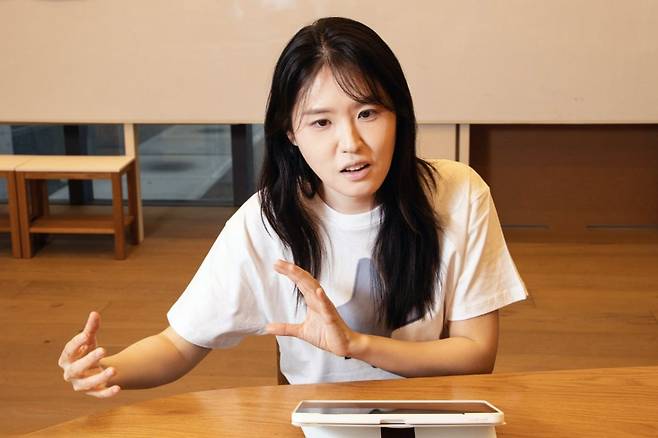 ▲세헤라자드 이은지. 그는 모든 생존자는 이야기에 빚이 있다고 믿는다./사진=김흥구