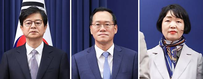 (서울=뉴스1) 허경 기자 = 이재명 대통령은 21일 홍보소통수석비서관에 성기홍 전 연합뉴스 대표이사, 민정수석비서관에 한찬식 김앤장법률사무소 변호사, 사회수석비서관에 김경자 우석대 교수를 임명했다. 사진 왼쪽부터 성기홍 홍보소통수석비서관, 한찬식 민정수석비서관, 김경자 사회수석비서관. 뉴스1