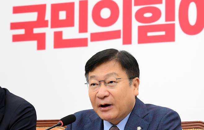 정점식 국민의힘 원내대표가 22일 오전 서울 여의도 국회에서 열린 최고위원회의에서 모두발언하고 있다. 이날 장동혁 대표는 병원 입원 관계로 회의에 불참했다. 이상섭 기자